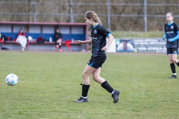 Bild 327 - wBJ VfL Pinneberg - Waldd�rfer SV : Ergebnis: 5:0